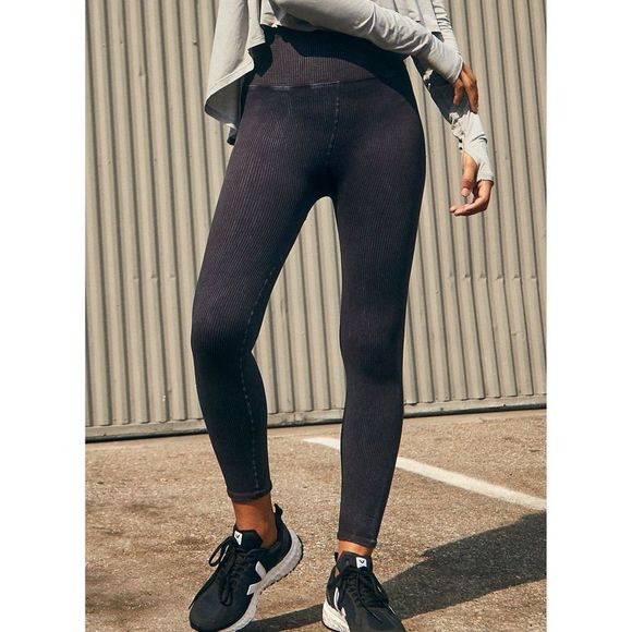 FP MOVEMENT Happiness Runs Leggings - Picture 1 of 12